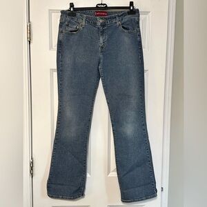 Junior’s Levis Y2K Super Low Stretch 518 Bootcut Light Wash Denim Jeans Size 13